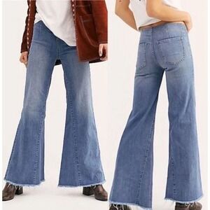 Free People We the Free Skyline Flare Jeans, Women's Size 30